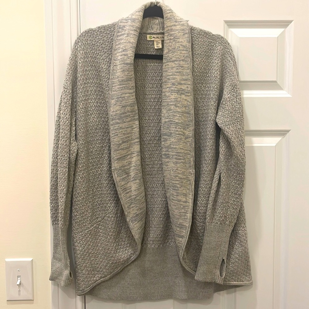 Dakini women’s cardigan size L